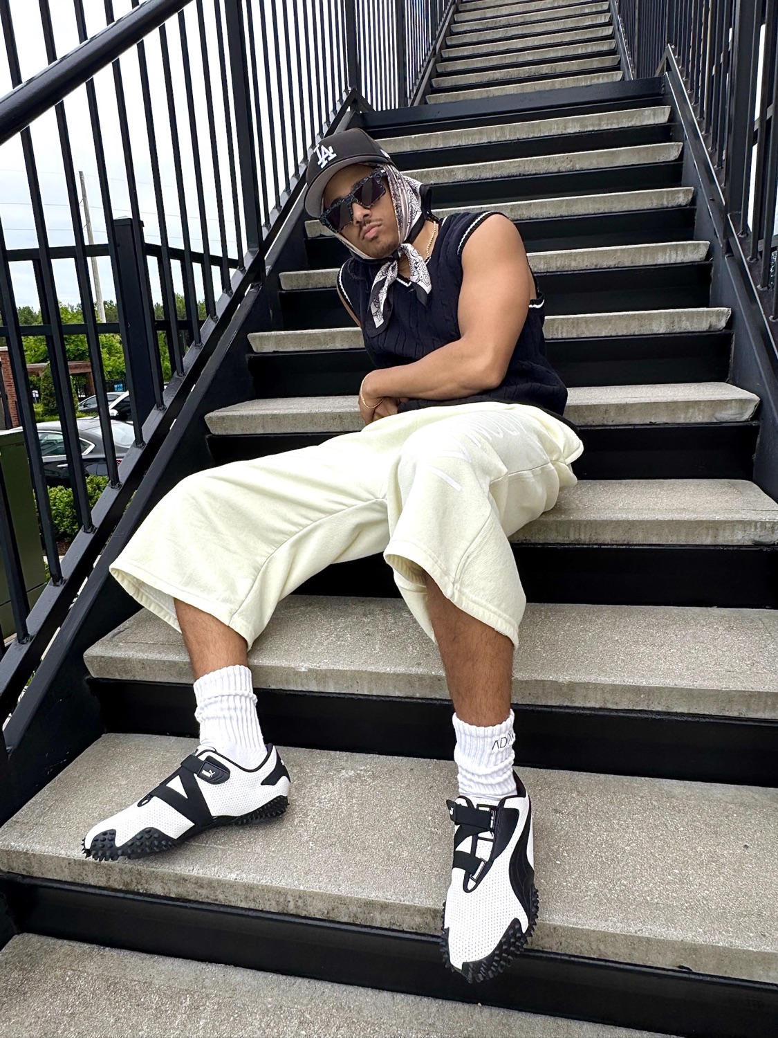 The founder on the stairwell